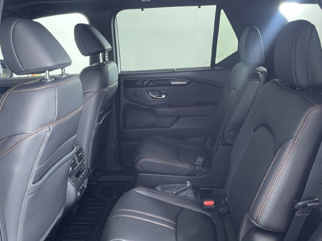 New 2026 Honda Pilot TrailSport image 31