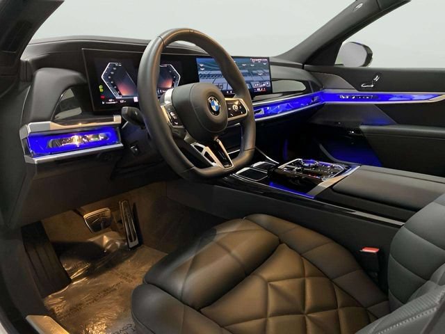 Used 2026 BMW 740i RWD image 19