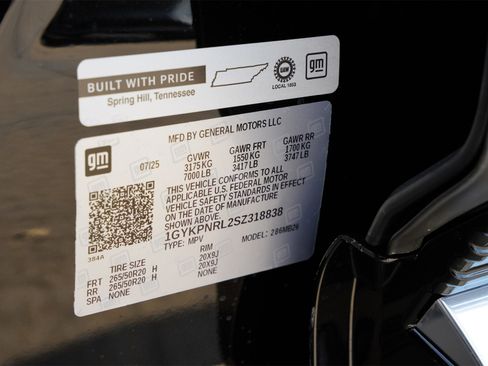 New 2025 Cadillac Lyriq Luxury image 31