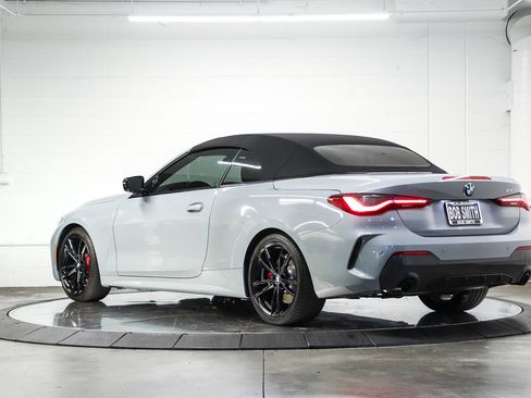 Used 2022 BMW 430i Convertible w/ M Sport Package RWD image 4