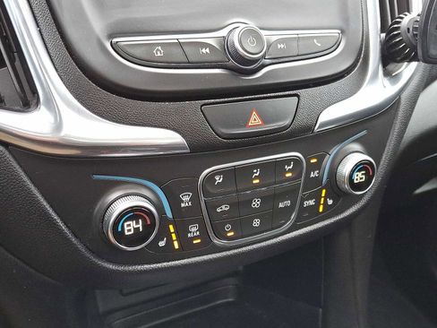 Used 2020 Chevrolet Equinox LT w/ Midnight Edition image 23