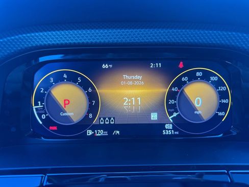 Used 2025 Volkswagen Atlas Cross Sport SEL Premium R-Line image 16