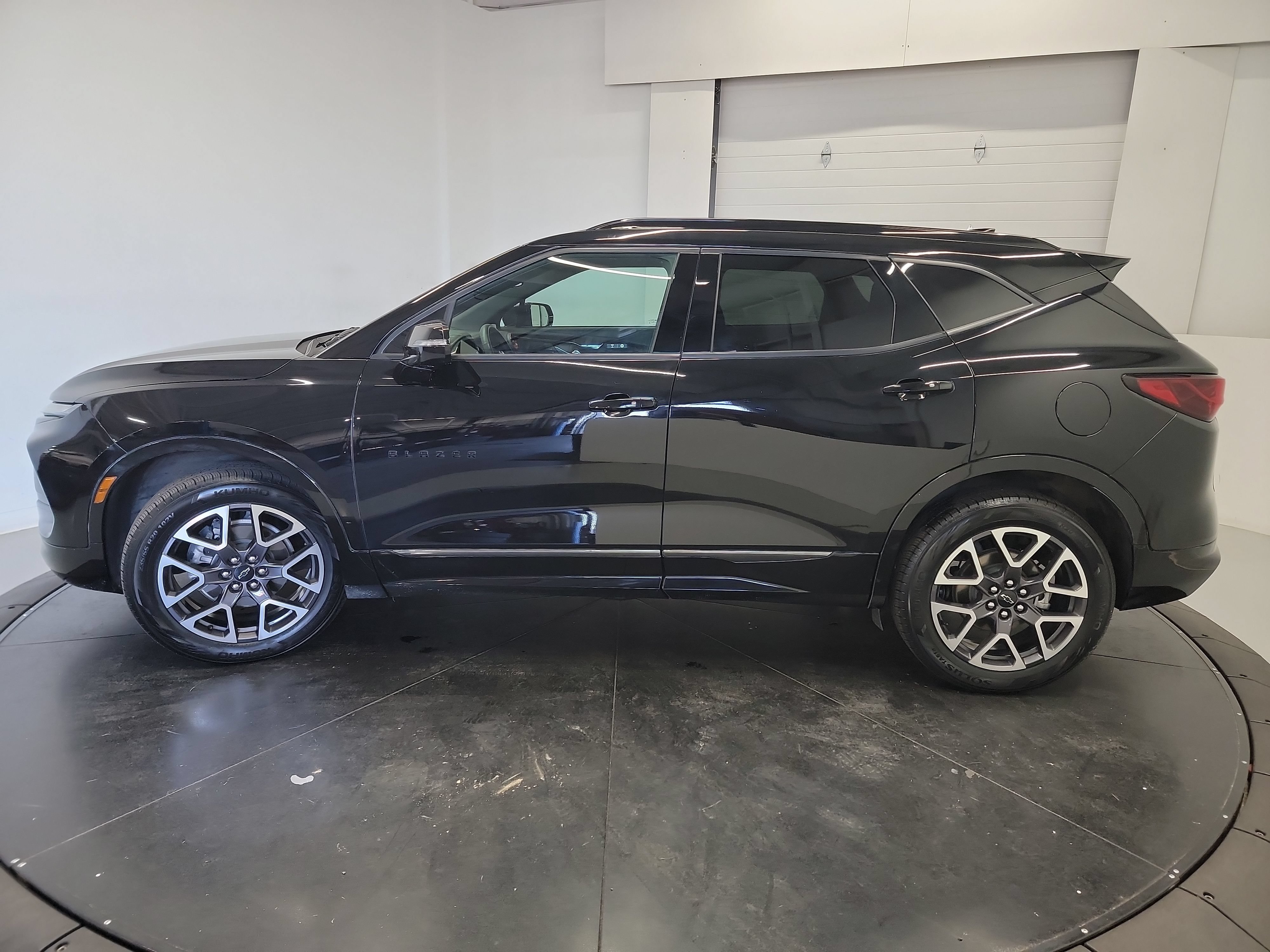 Used 2024 Chevrolet Blazer RS AWD/4WD image 4