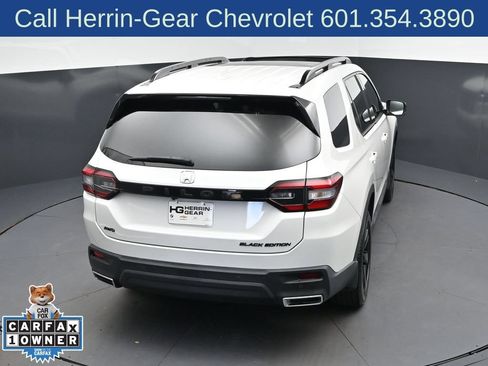 Used 2025 Honda Pilot Black Edition image 35