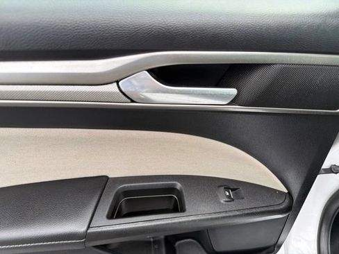 Used 2018 Ford Fusion S FWD image 21