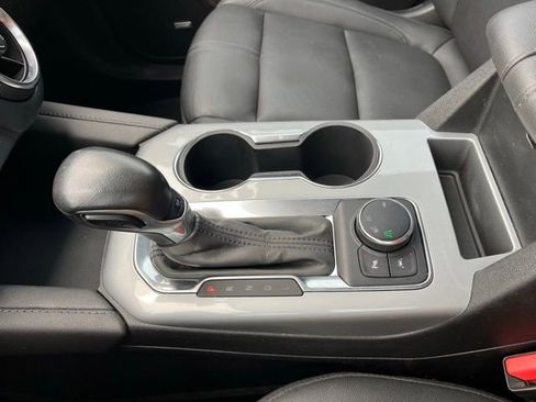Used 2022 Chevrolet Blazer LT w/ Sound & Technology Package FWD image 28