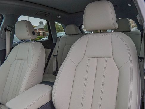 New 2025 Audi Q5 Premium Plus image 9