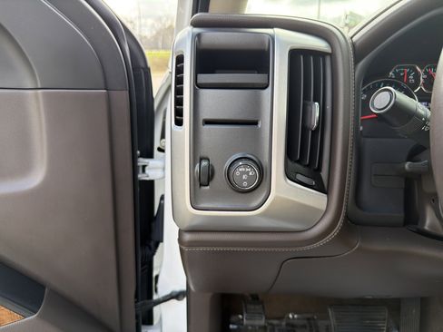 Used 2017 GMC Sierra 1500 SLT w/ SLT Premium Package image 35