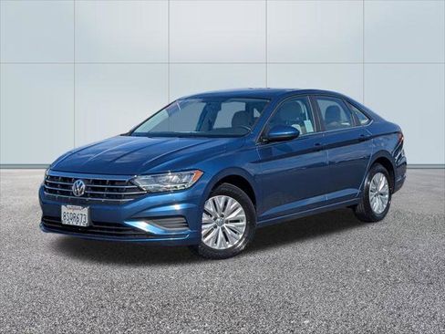 Used 2020 Volkswagen Jetta S w/ Driver Assistance Package FWD image 1