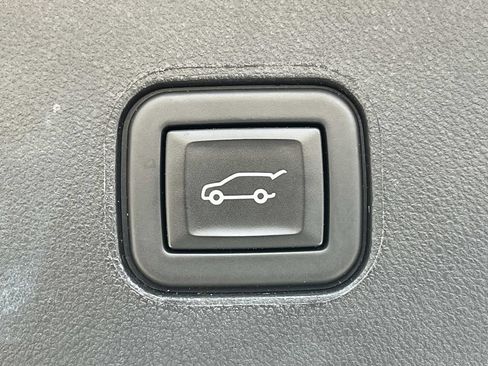 Certified 2024 Cadillac Lyriq Sport RWD image 24