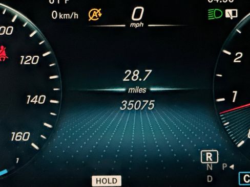 Certified 2022 Mercedes-Benz GLC 300 image 35