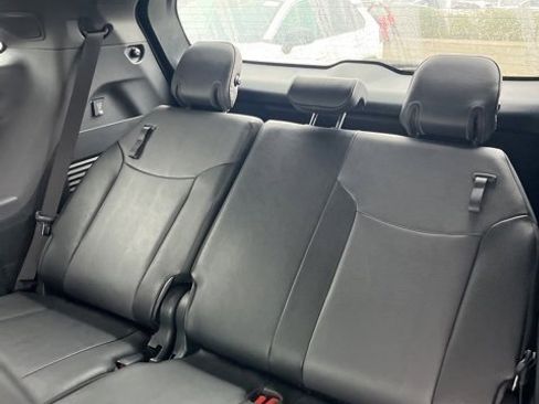 Used 2024 Toyota Sienna XSE image 9