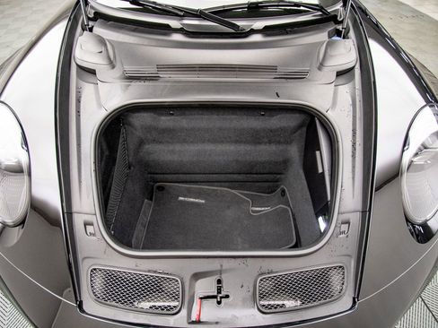 Used 2022 Porsche 911 GT3 RWD image 46