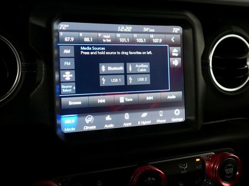 Used 2021 Jeep Wrangler Unlimited Rubicon 4xe w/ Steel Bumper Group image 23