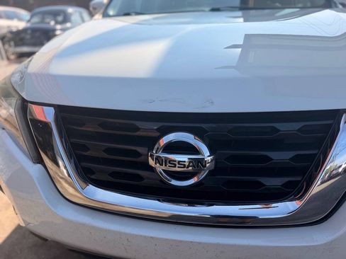 Used 2020 Nissan Pathfinder SV w/ Cargo Package AWD/4WD image 10