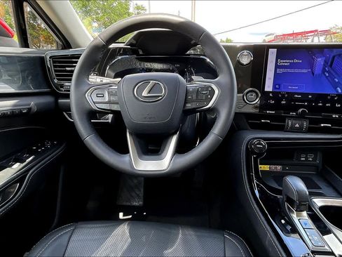 Used 2023 Lexus NX 350 AWD image 6