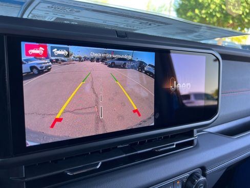 New 2025 Jeep Wrangler Rubicon w/ Steel Bumper Group image 29