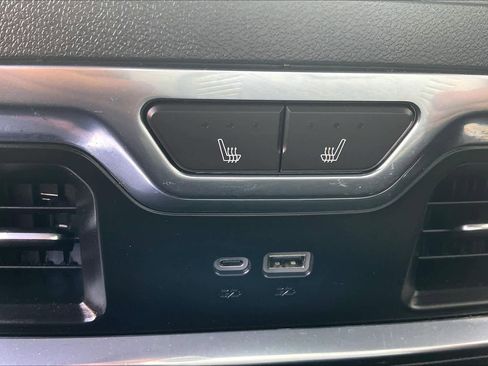 Certified 2024 GMC Sierra 2500 SLT w/ Texas SLT Premium Package image 33