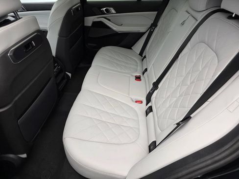 Certified 2024 BMW X5 sDrive40i w/ Premium Package RWD image 14