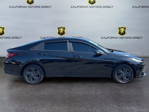 Used 2021 Hyundai Elantra SEL FWD image 6