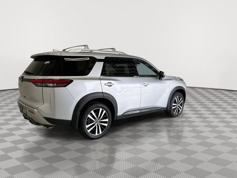 Certified 2025 Nissan Pathfinder Platinum w/ Cargo Package image 12