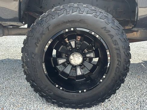 Used 2015 Ford F250 Lariat w/ FX4 Off-Road Package AWD/4WD image 8