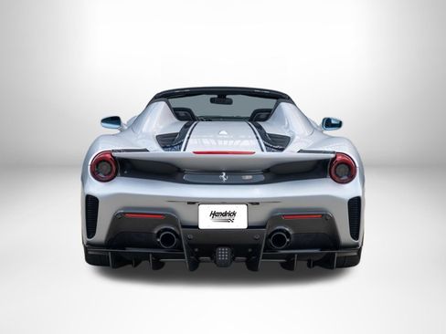 Used 2020 Ferrari 488 Pista Spider RWD image 9