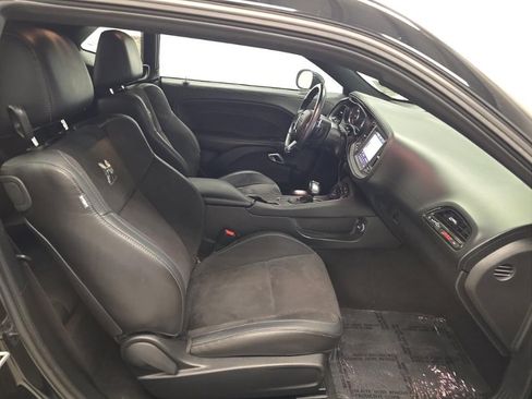 Used 2023 Dodge Challenger R/T Scat Pack RWD image 9