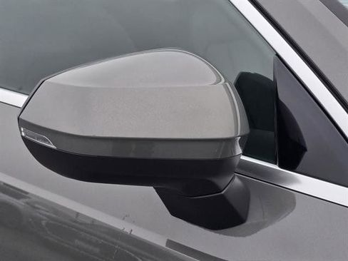 New 2025 Audi Q3 2.0T Premium image 28