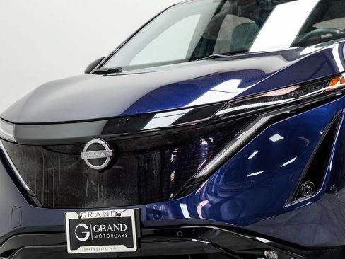Used 2024 Nissan Ariya FWD image 2