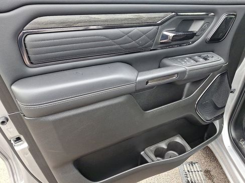 New 2025 RAM 1500 Limited AWD/4WD image 9
