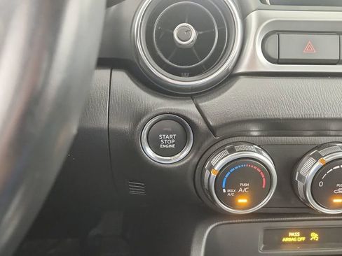 Used 2018 FIAT 124 Spider Classica image 19