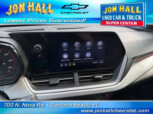 Used 2025 Chevrolet Trax RS w/ Driver Confidence Package FWD image 18