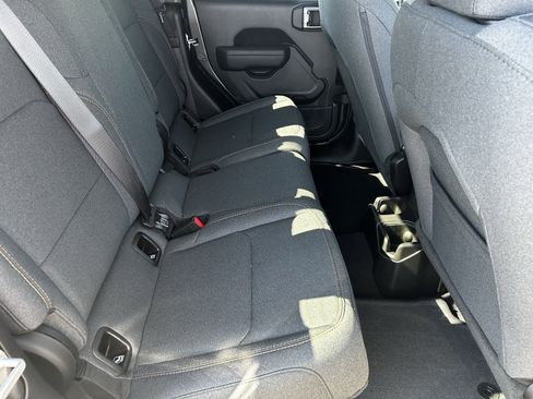 New 2025 Jeep Gladiator Sport AWD/4WD image 10