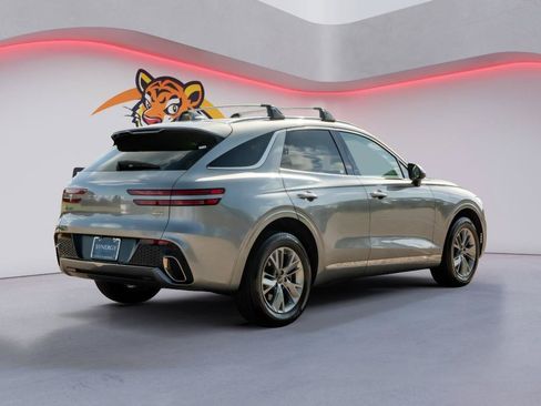 Used 2023 Genesis GV70 2.5T AWD/4WD image 6
