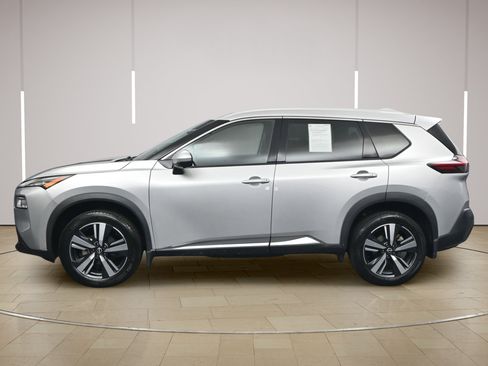 Used 2022 Nissan Rogue SL FWD image 4