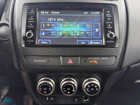 Used 2024 Mitsubishi Outlander Sport AWD image 25