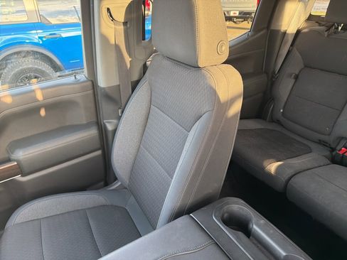 Used 2019 Chevrolet Silverado 1500 LT Trail Boss image 7