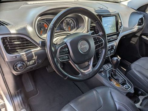 Certified 2019 Jeep Cherokee Limited AWD/4WD image 11