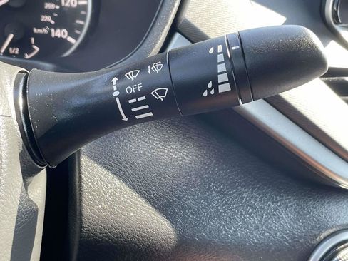 Used 2024 Nissan Altima 2.5 SR FWD image 31