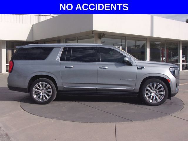 Used 2023 GMC Yukon XL Denali w/ Denali Reserve Package AWD/4WD image 2