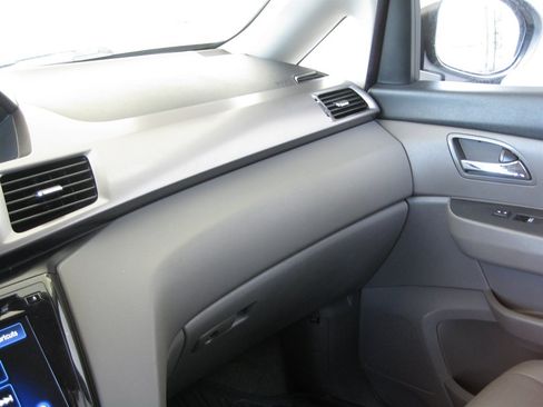 Used 2015 Honda Odyssey EX-L image 14