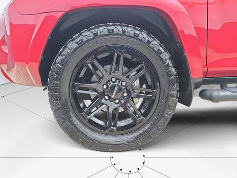 Used 2022 Toyota 4Runner SR5 RWD image 28