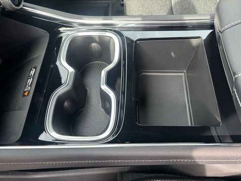 New 2026 Chevrolet Traverse LT w/ LPO, Floor Liner Package FWD image 17