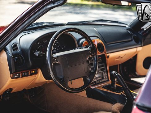 Used 1995 MAZDA MX-5 Miata M-Edition image 23