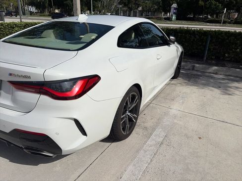 Used 2022 BMW M440i Coupe w/ Premium Package RWD image 4