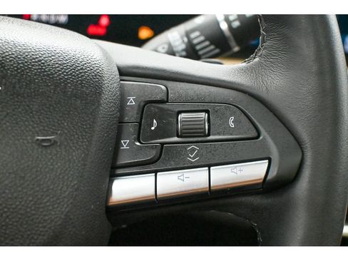 Certified 2024 Cadillac XT4 Luxury w/ Cold Weather Package image 39