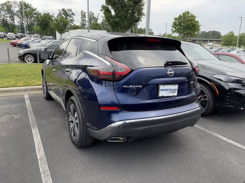 Used 2023 Nissan Murano S AWD/4WD image 16