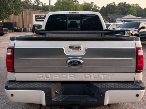 Used 2015 Ford F250 Platinum AWD/4WD image 5