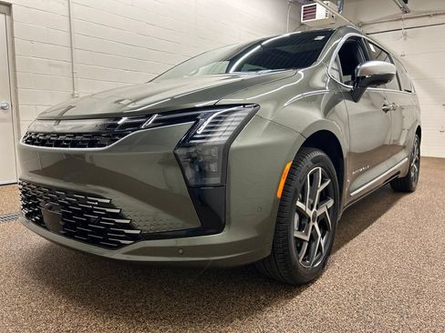 New 2027 Chrysler Pacifica Pinnacle w/ Theater Group AWD/4WD image 5